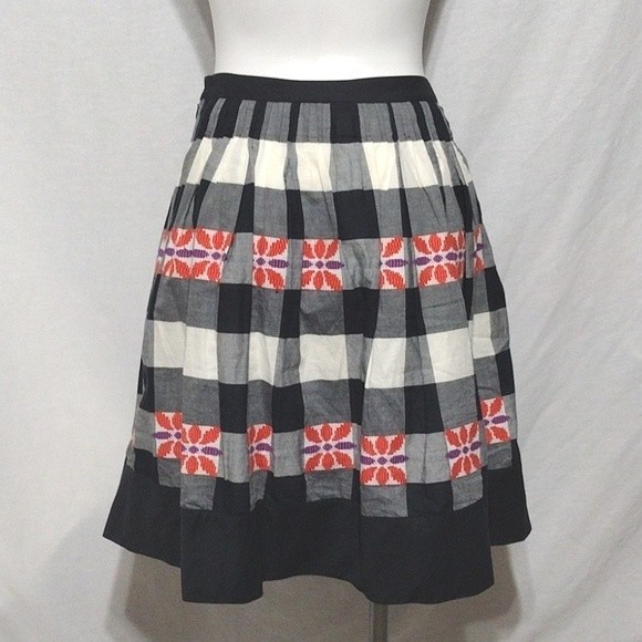 Floreat Anthropologie Floral Embroidered Plaid Skirt Do Si Do New US 4 Boho Chic - Picture 4 of 7